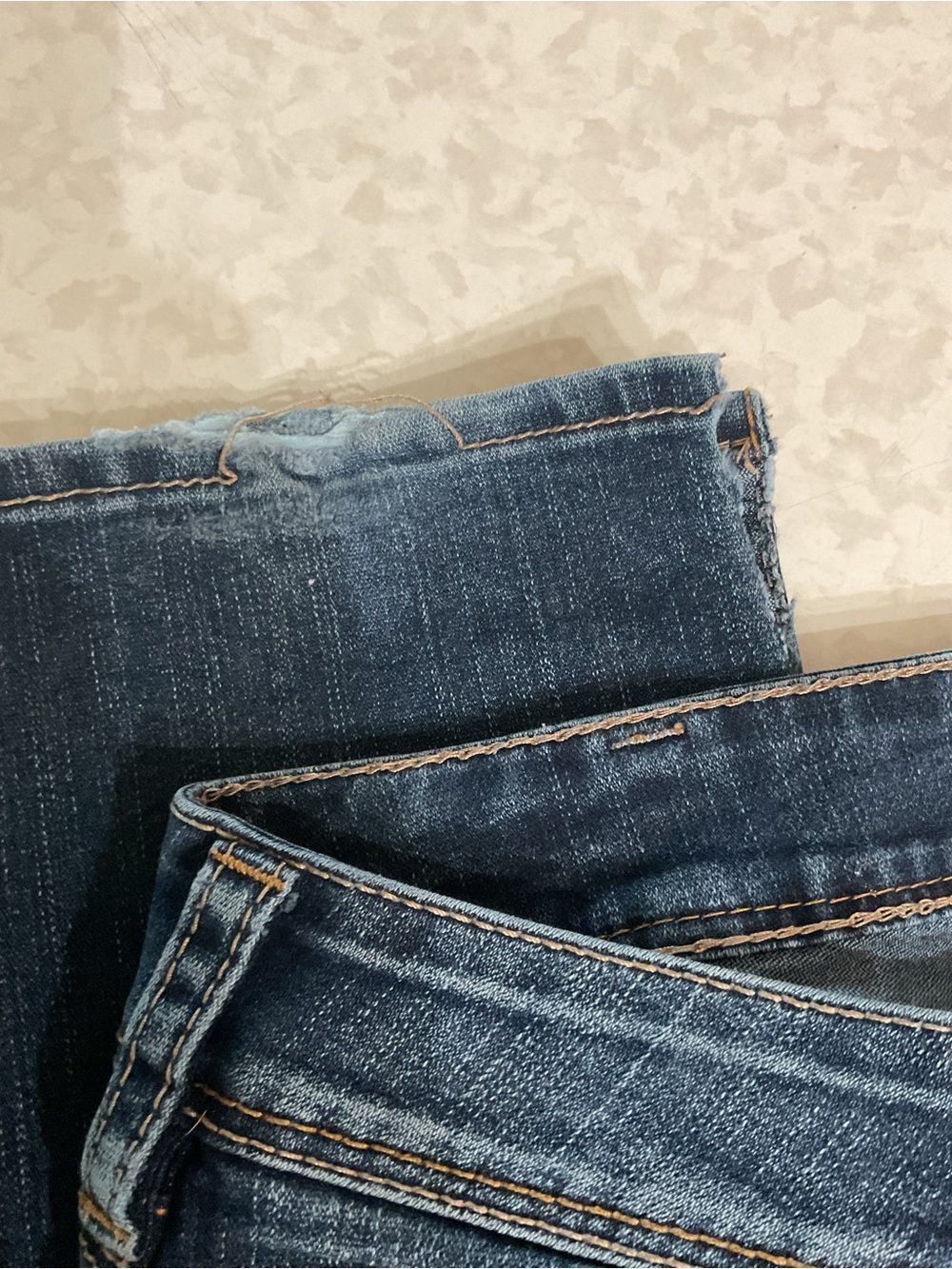 Silver Jeans Straight Leg Women's bootcut Jeans in Dark Blue Wash size 29 waist - Picture 3 of 6